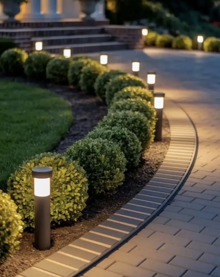 Diseño de iluminación paisajística para jardines residenciales